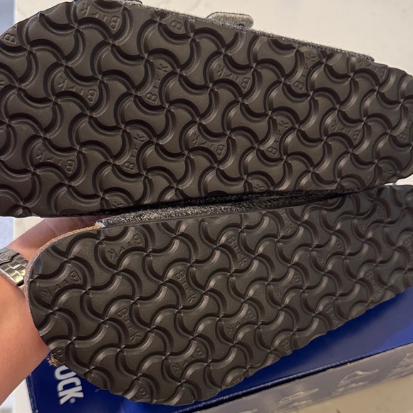 NWT Birkenstock Gray Wool Sherling Arizona Sandals 41 - Original Box - Picture 3 of 5